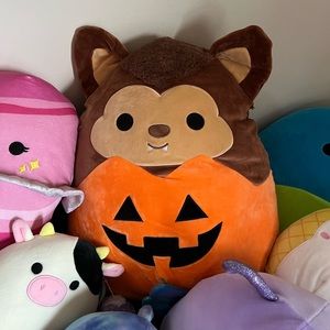 Wade Pumpkin Squishmallow